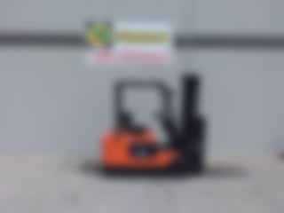 TOYOTA 4000LB 5FBE20 3 WHEEL ELECTRIC FORKLIFT - image 0